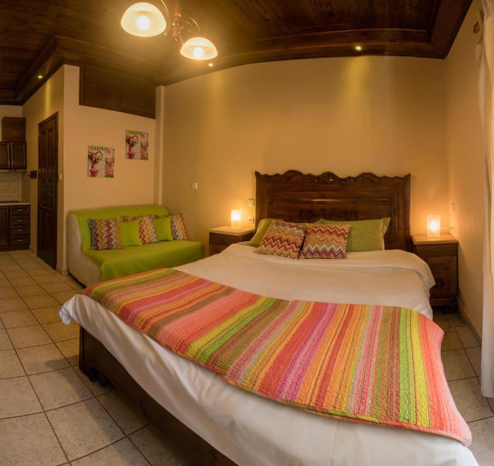 Guesthouse Theodorou Eláti Extérieur photo